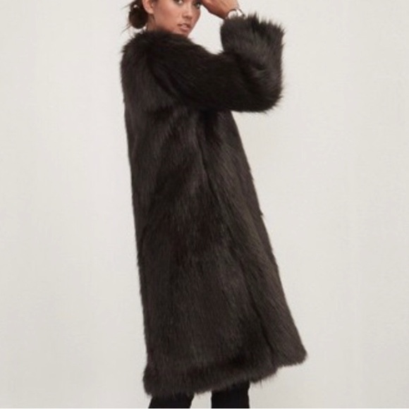 NWT Reformation Faux Fur Coat - Picture 2 of 6